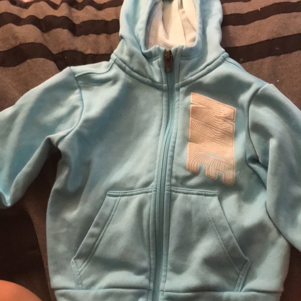 Nike sweater